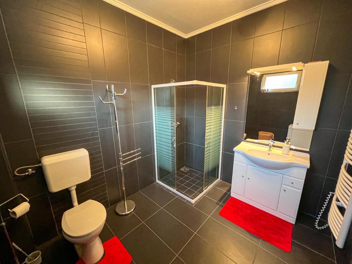 Sunnyside Apartmanhaz Zalakaros Esterno foto