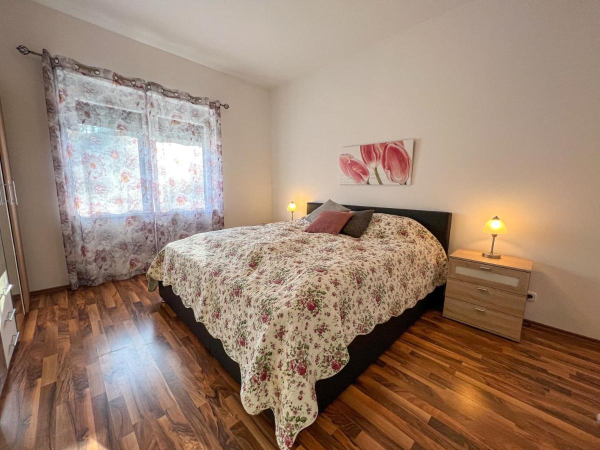 Sunnyside Apartmanhaz Zalakaros Esterno foto