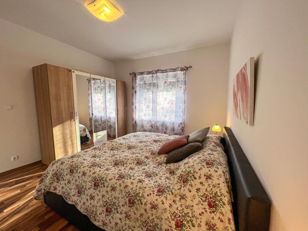 Sunnyside Apartmanhaz Zalakaros Esterno foto