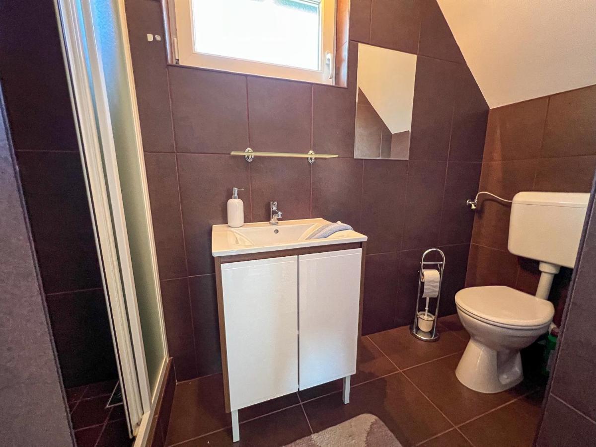 Sunnyside Apartmanhaz Zalakaros Esterno foto