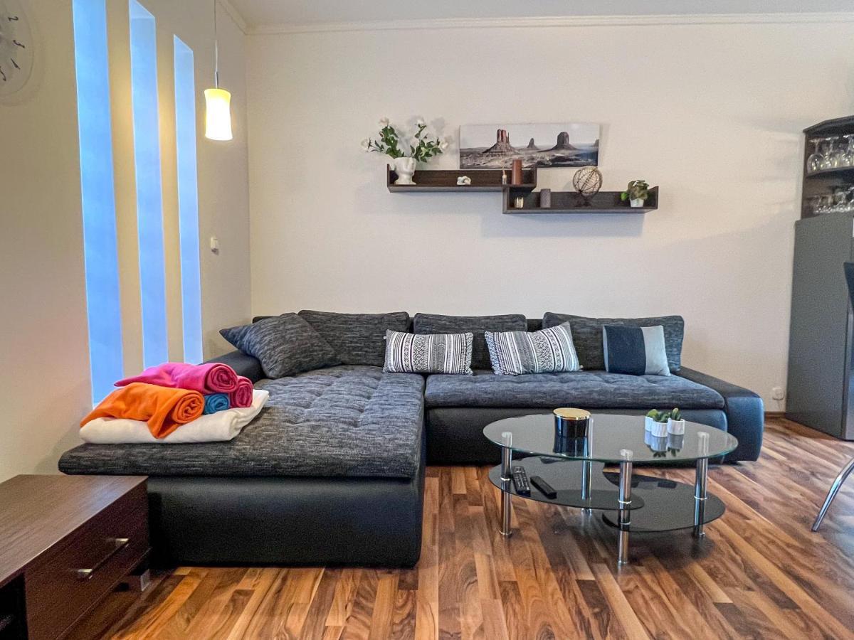 Sunnyside Apartmanhaz Zalakaros Esterno foto